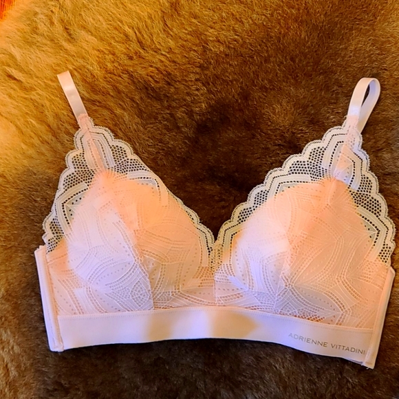 Adrienne vittadini studio bra pink white new - Picture 1 of 12